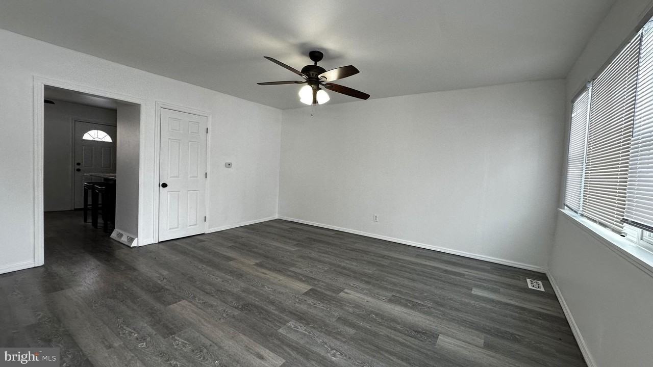 1549 S 8th St - Photo 2 of 24