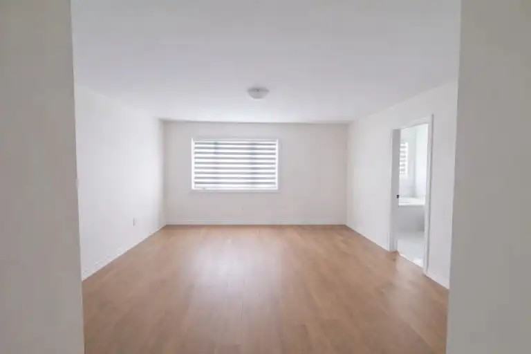 71 Greer St - Photo 4 of 8