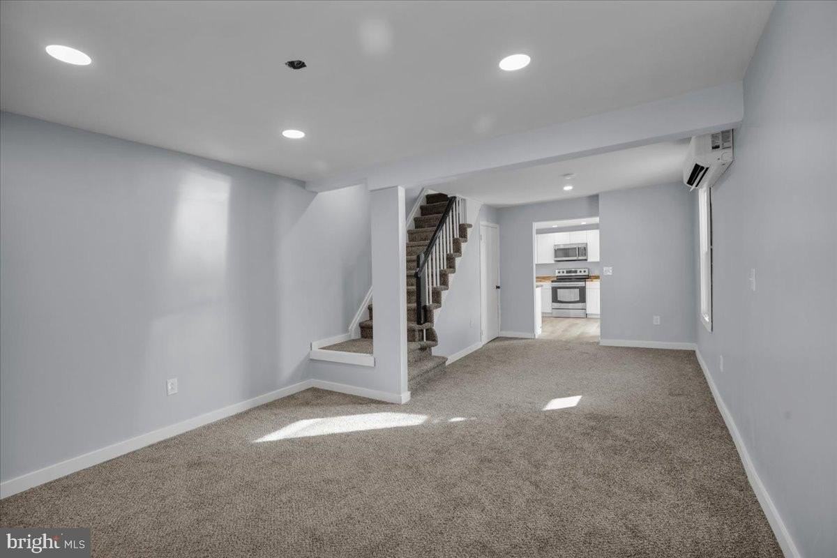 21 Seyfert Dr - Photo 4 of 17