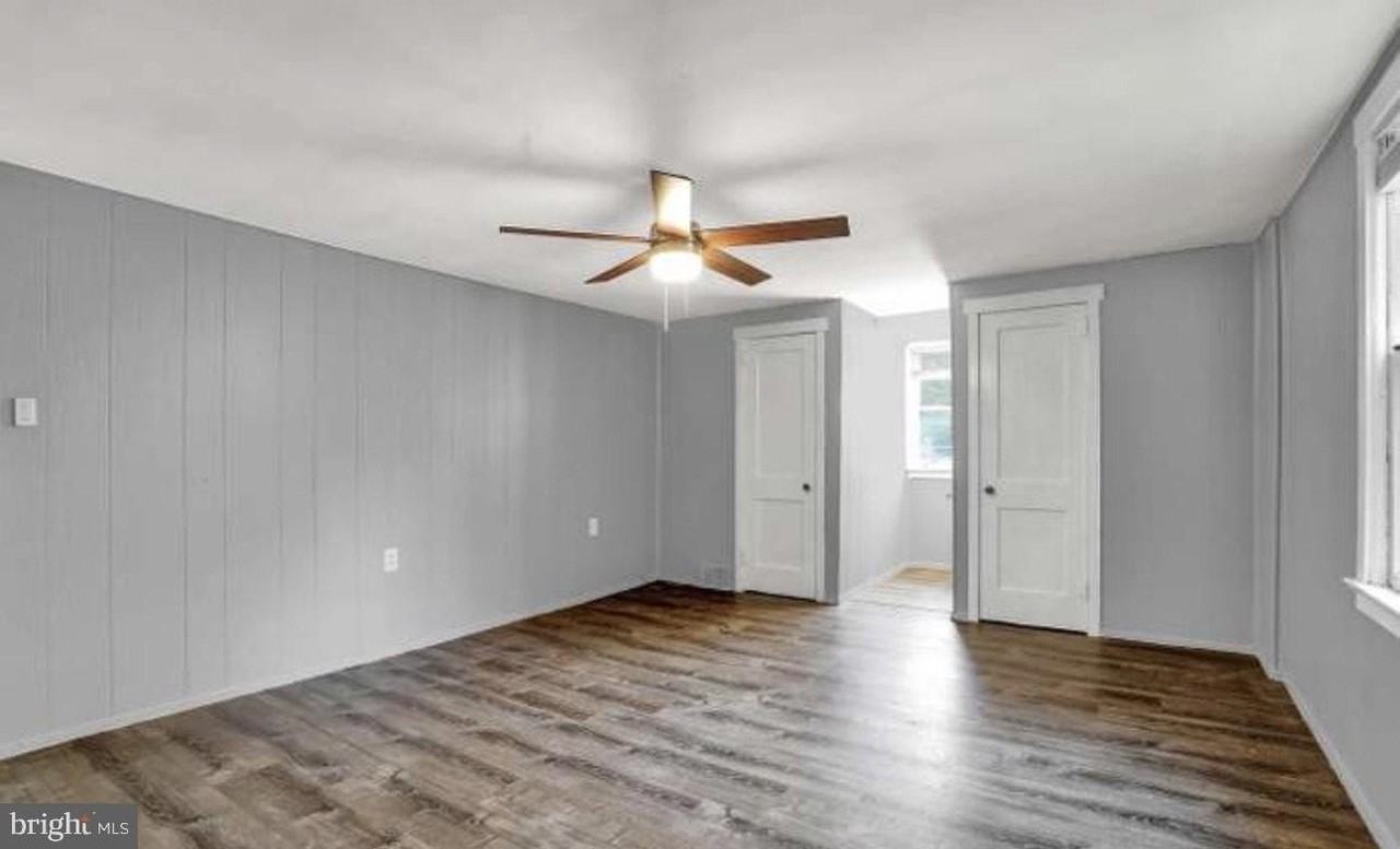 924 Bellevue Ave - Photo 6 of 8