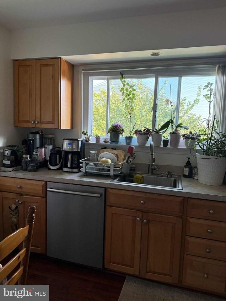 11 Hillcroft Way - Photo 2 of 20