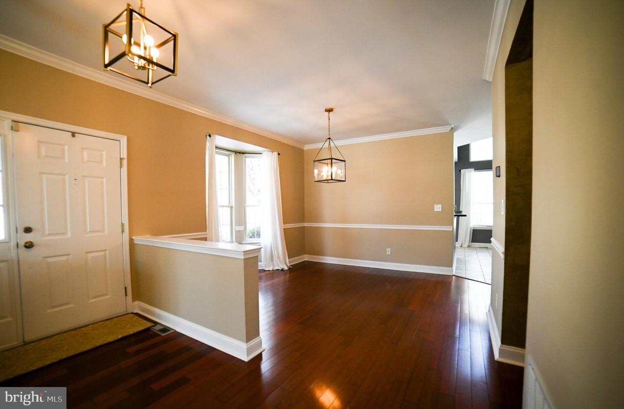 134 Lydia Ln - Photo 3 of 39