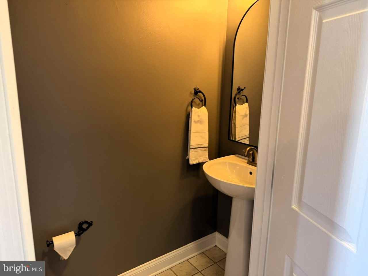 134 Lydia Ln - Photo 7 of 39