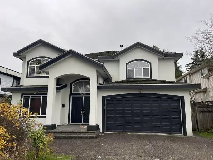 13470 65a Ave - Photo 2 of 21