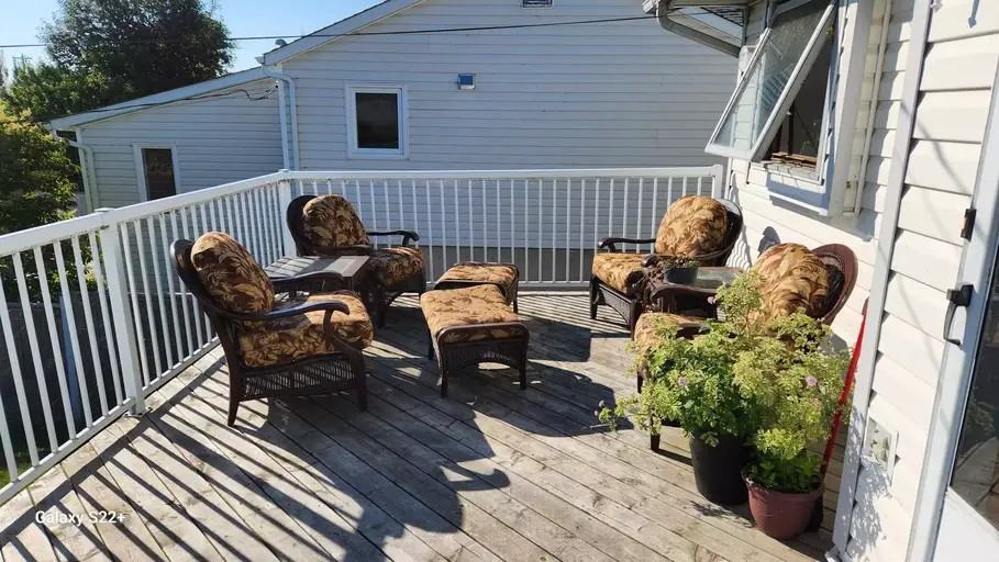 314 10 St - Photo 3 of 6