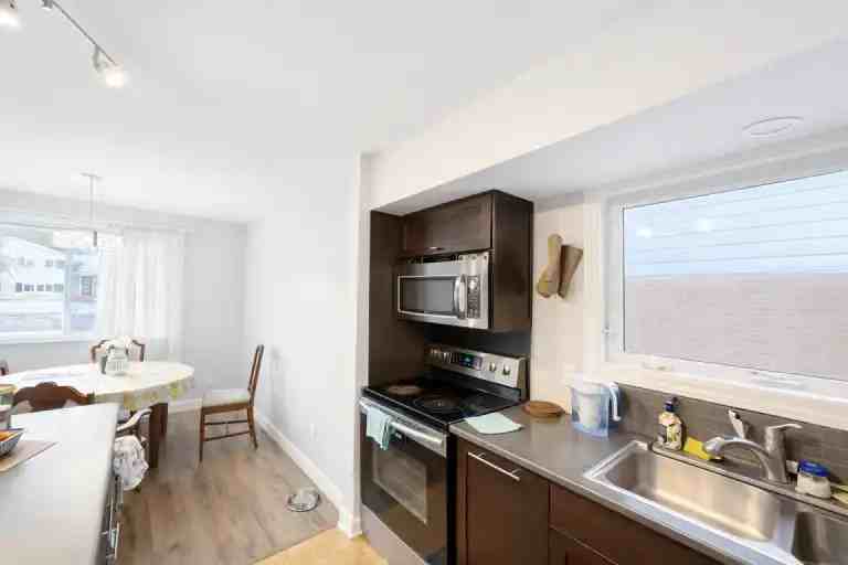 226 Chelsea Rd #1 - Photo 2 of 10