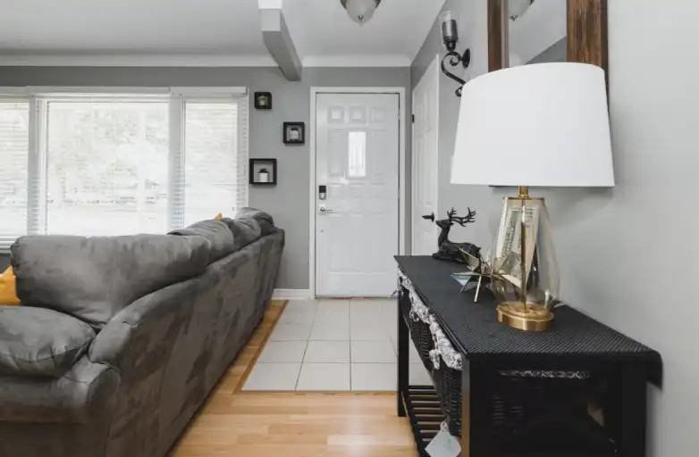 47 Bryden Ave - Photo 4 of 19