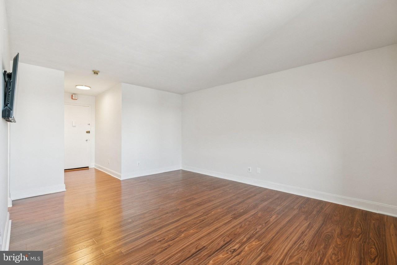 2601 Pennsylvania Ave Apt 1215 #1215 - Photo 7 of 15