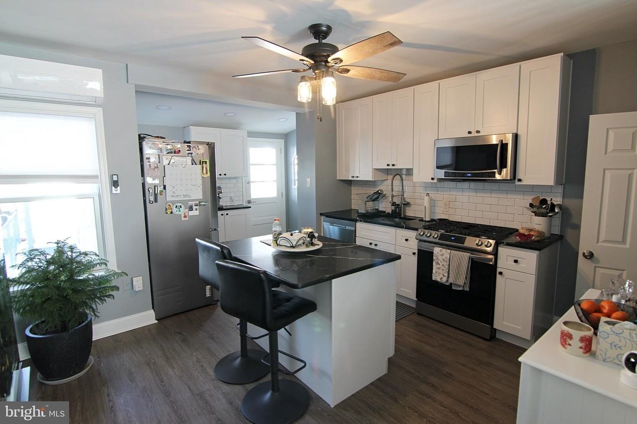 6161 Lawnton St - Photo 4 of 18