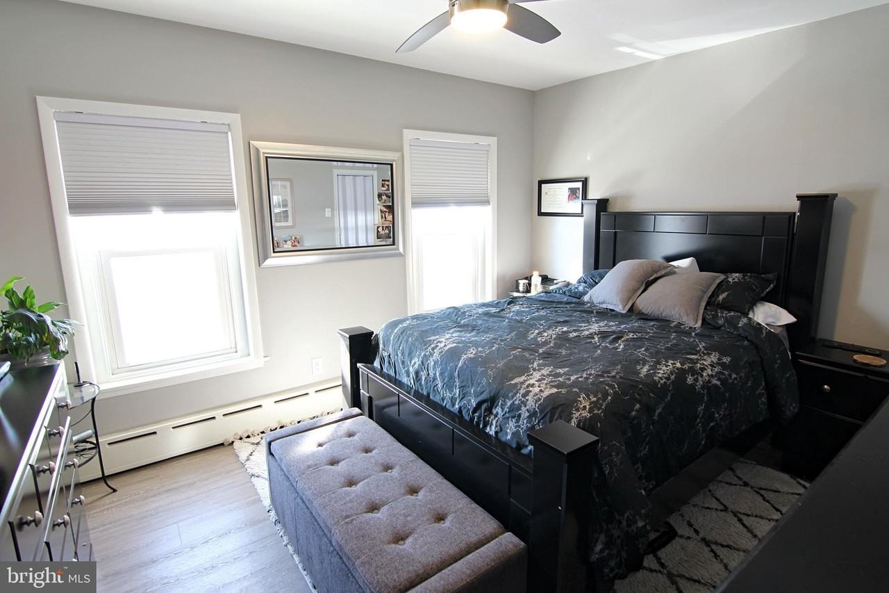 6161 Lawnton St - Photo 7 of 18