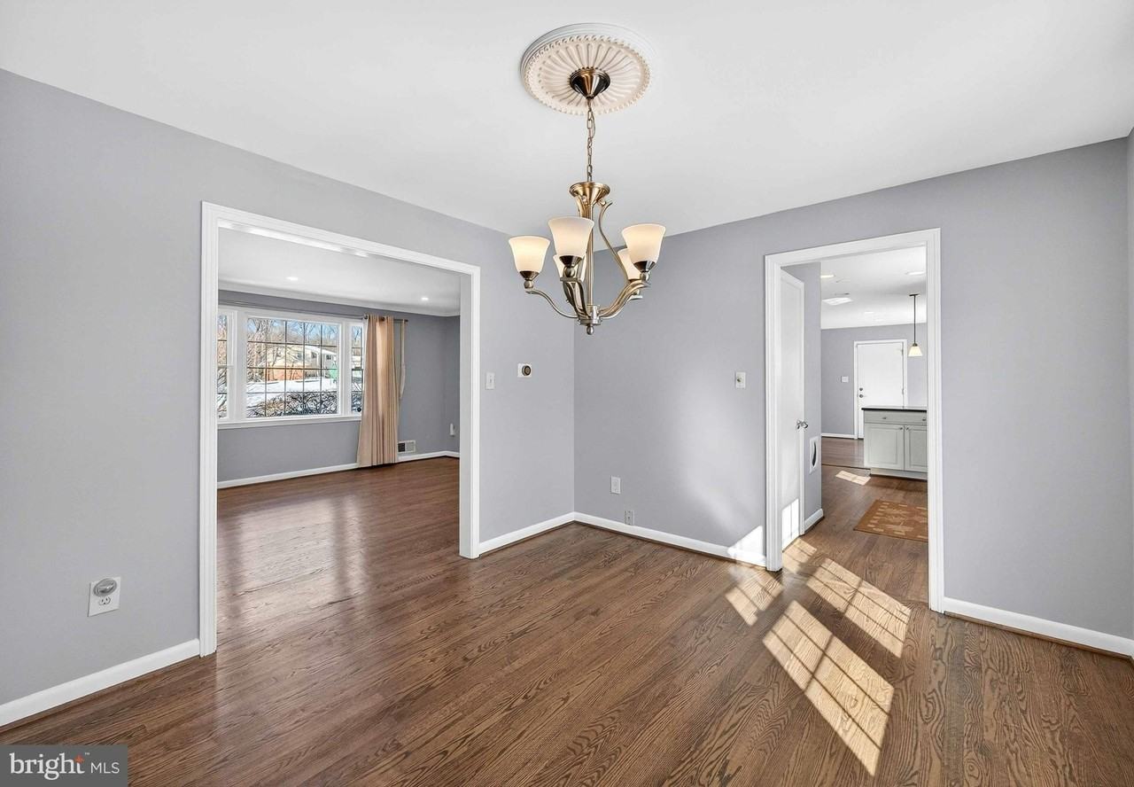 9125 Donna Dean Dr - Photo 6 of 32