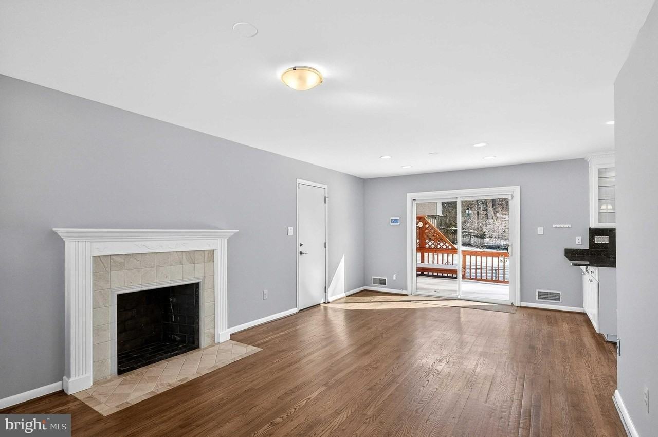 9125 Donna Dean Dr - Photo 7 of 32