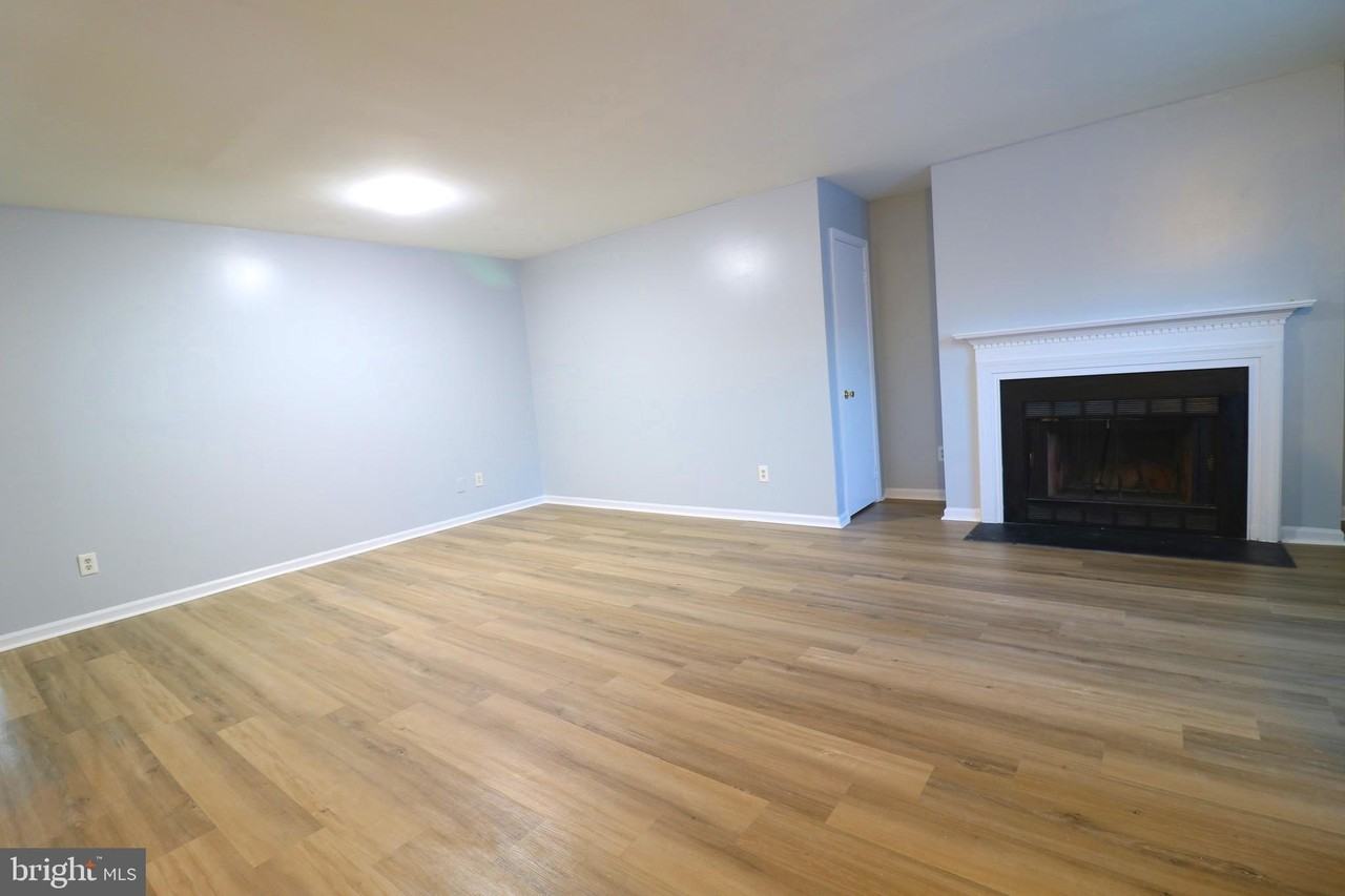 4152 Dawn Valley Ct - Photo 4 of 13