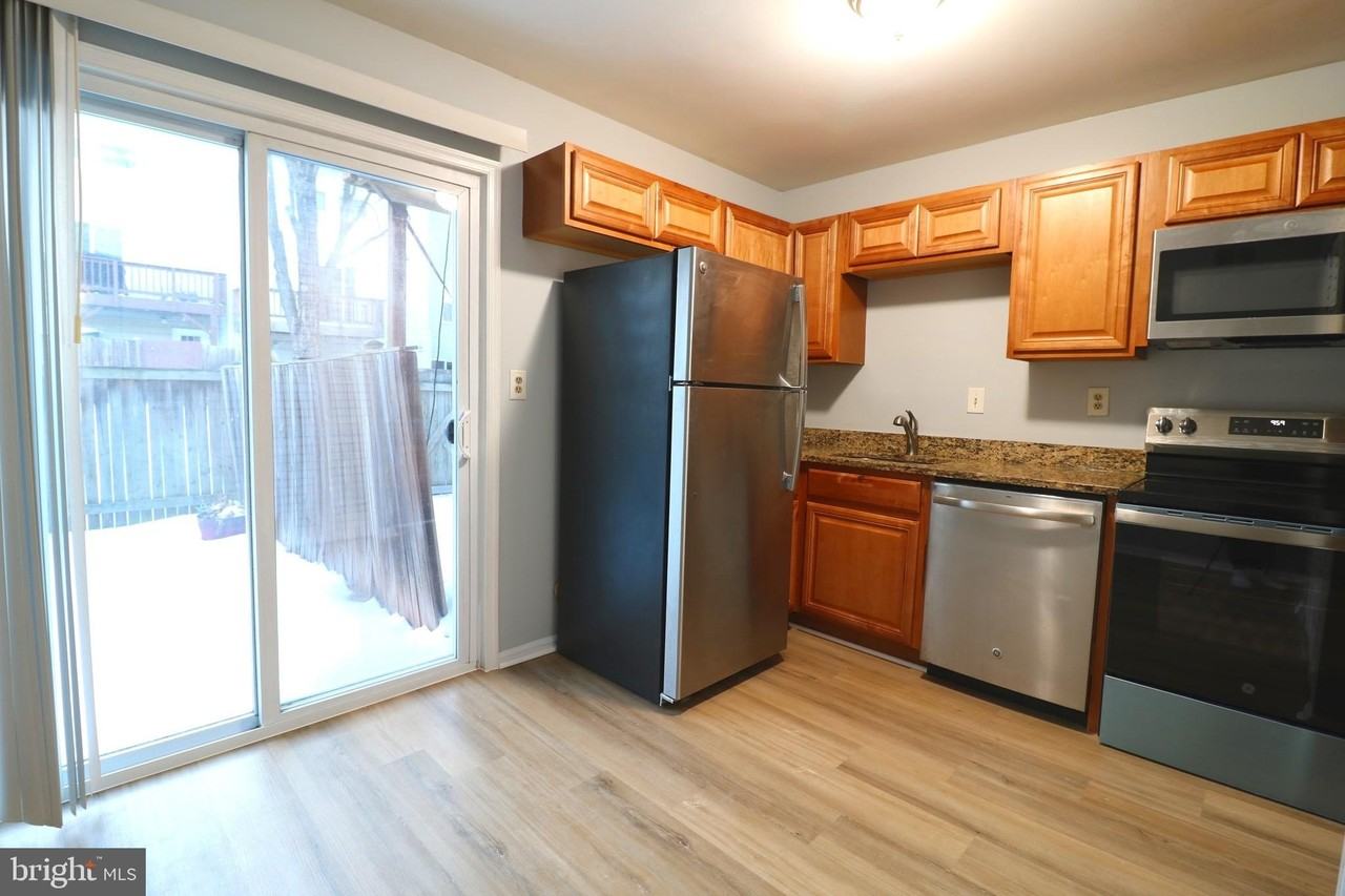 4152 Dawn Valley Ct - Photo 7 of 13