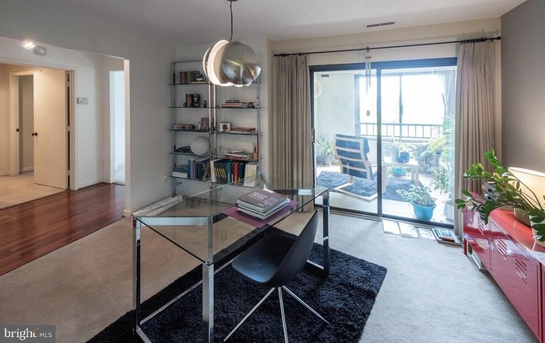 11500 Fairway Dr Apt 402 #402 - Photo 5 of 13