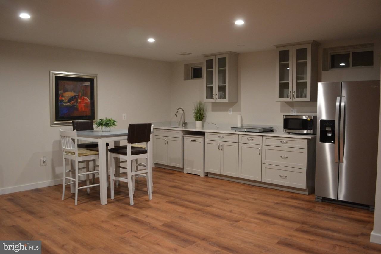 17000 Charlesbourg Pl - Photo 5 of 22