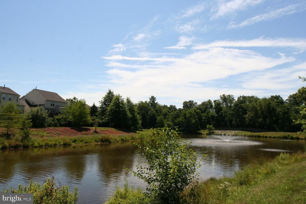 7039 Sauvage Ln - Photo 2 of 21