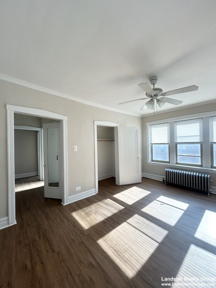 4103 N Sacramento Ave #4101-1 - Photo 2 of 12