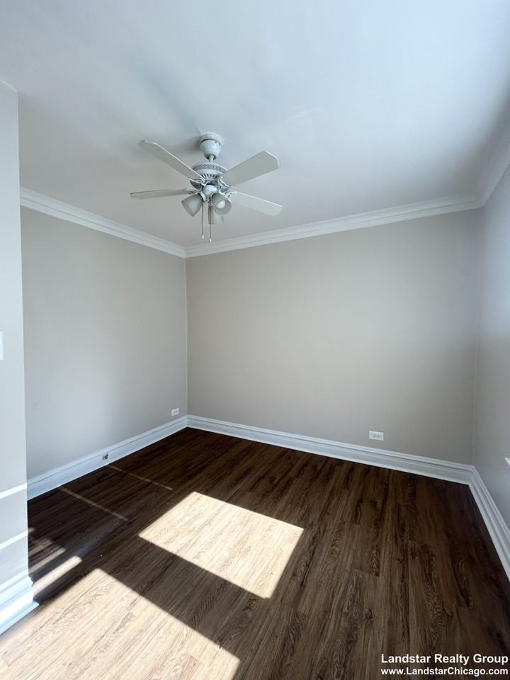 4103 N Sacramento Ave #4101-1 - Photo 6 of 12