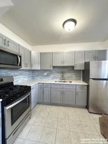 4450 W George St #1 - Photo 1 of 1
