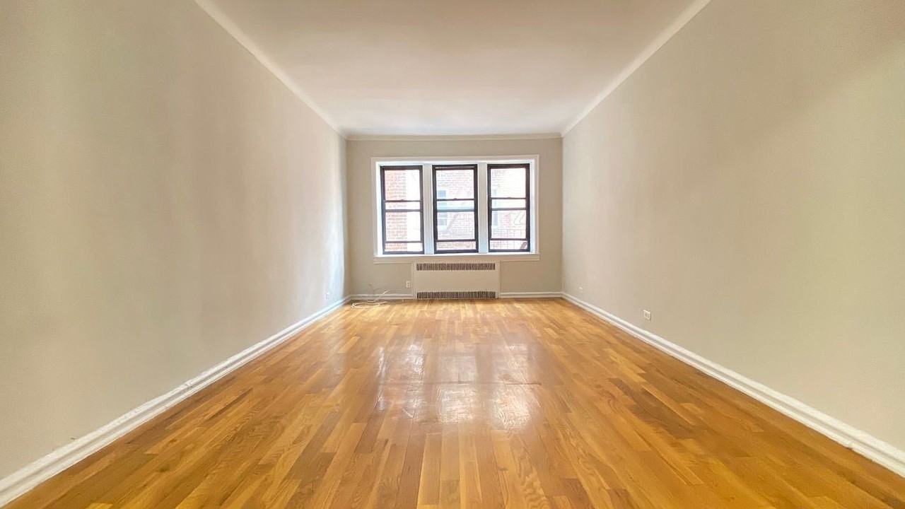 7609 34th Ave #316 - Photo 7 of 8