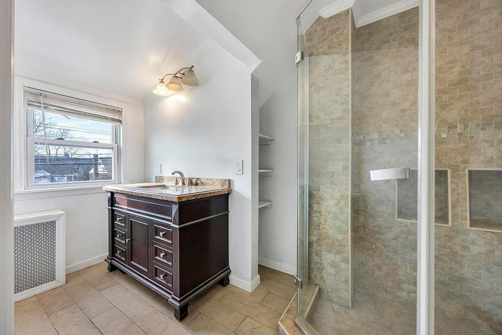 New Hyde Park Rd #NA - Photo 3 of 11