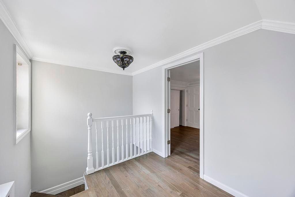 New Hyde Park Rd #NA - Photo 7 of 11