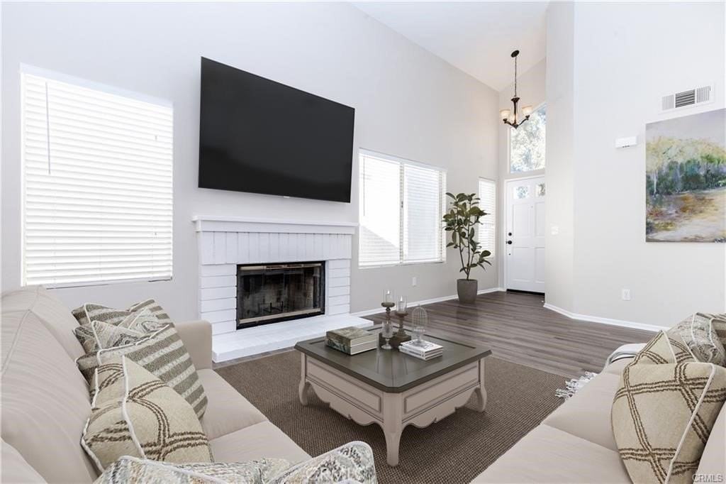 4367 Ironwood Dr - Photo 2 of 32