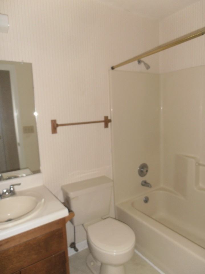 604 Windcrest Dr #NA - Photo 5 of 14