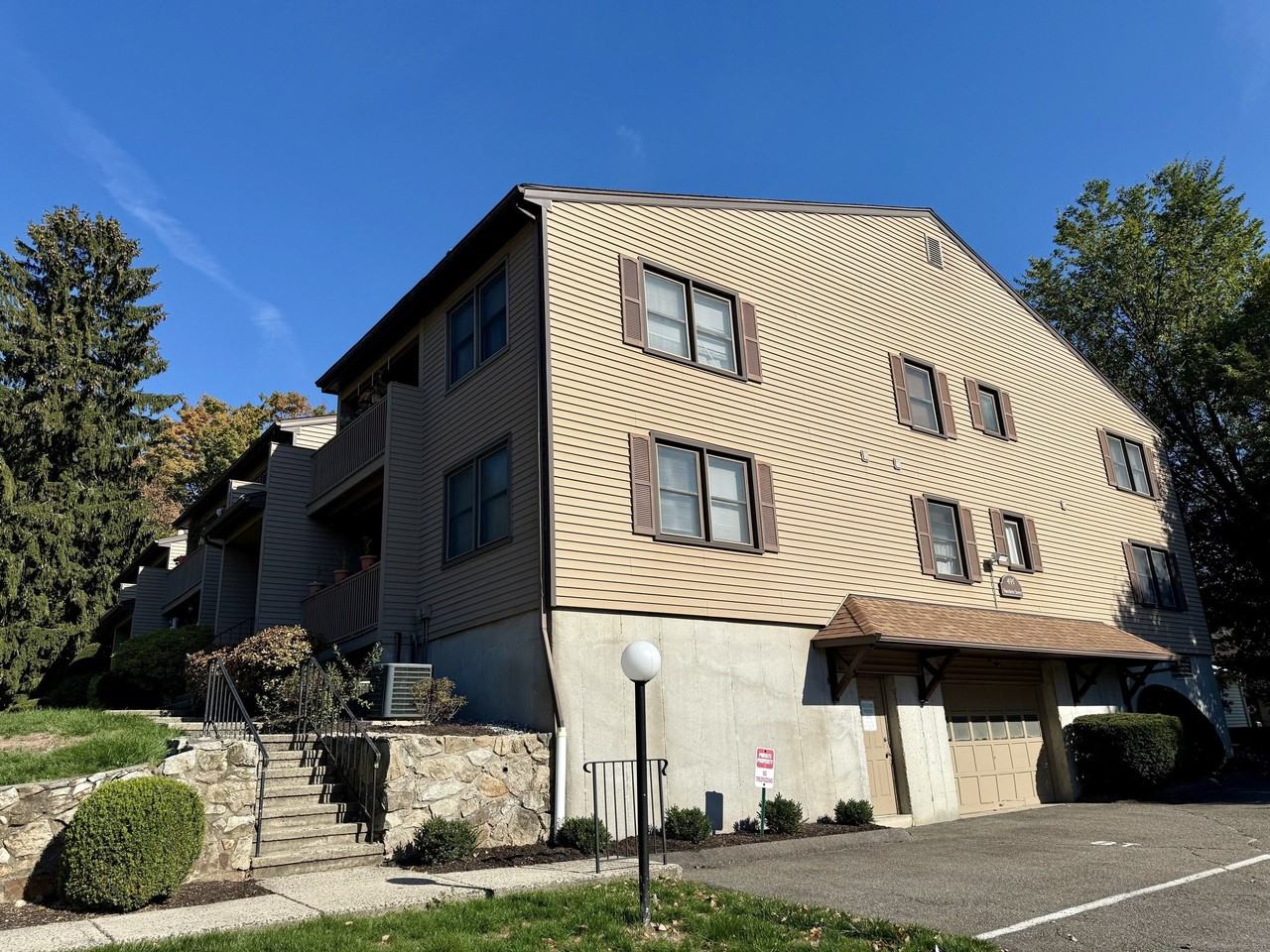 495 Vincellette St Unit 18 #18 - Photo 4 of 22