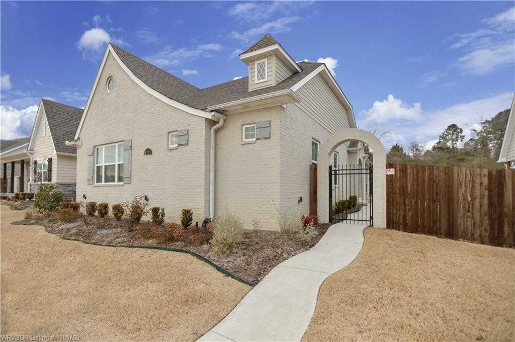 8115 Donnington Ct - Photo 2 of 43