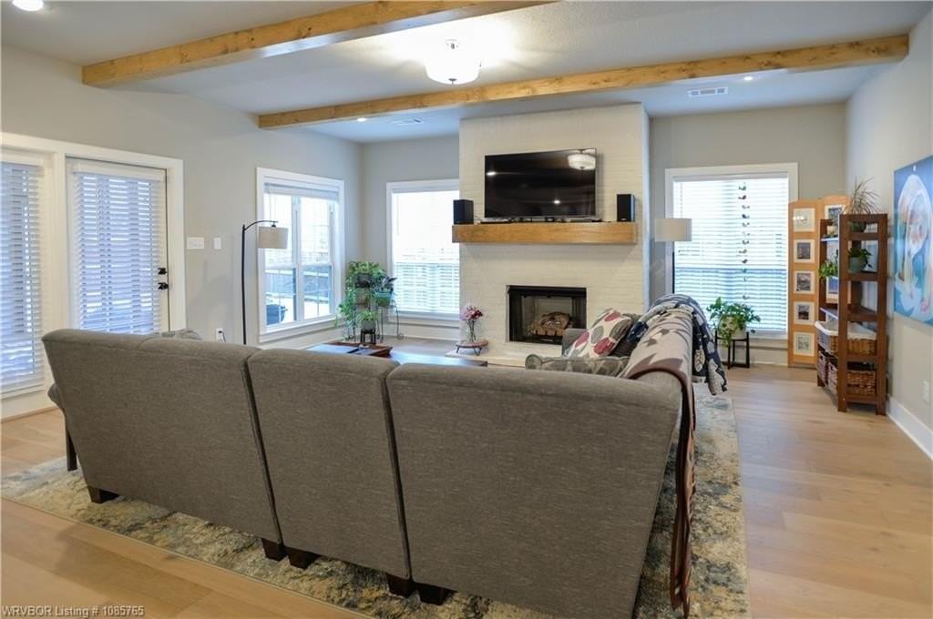 8115 Donnington Ct - Photo 5 of 43