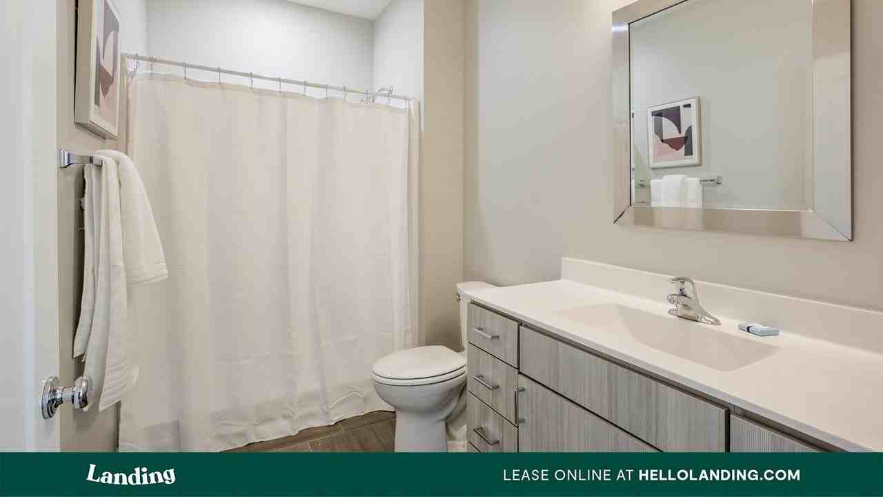 301 E Redstone Ave - Photo 5 of 31