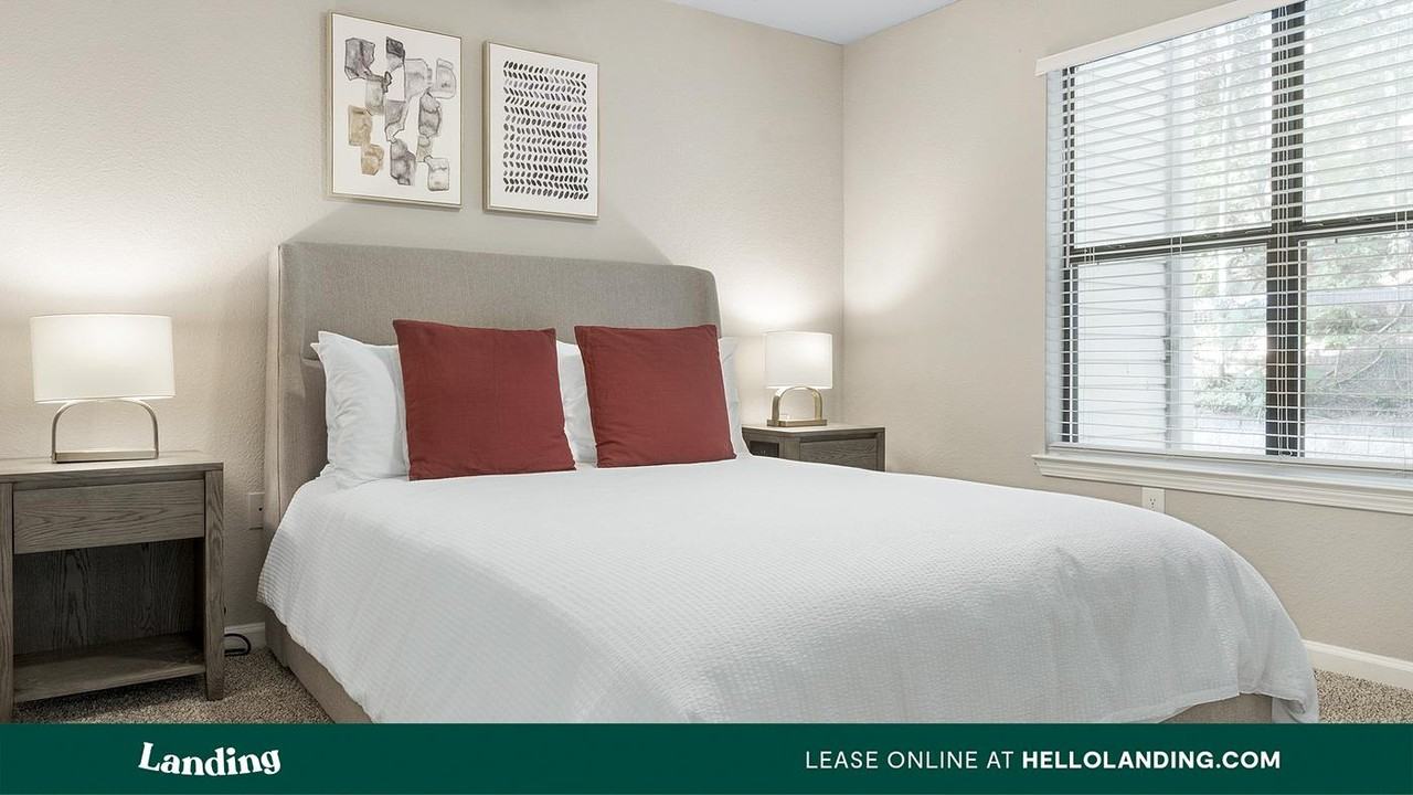 8511 15th Avenue NW - Photo 4 of 50