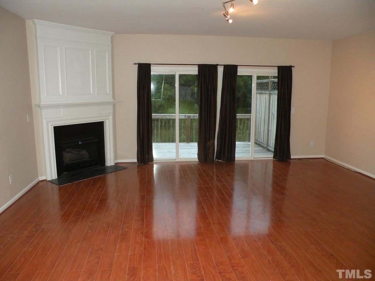 224 Ruby Walk Dr - Photo 3 of 21