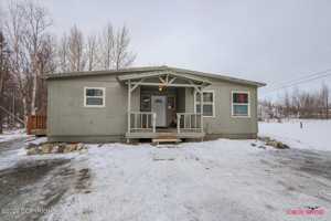 featured image of 1650 N Winding Brook Loop #B