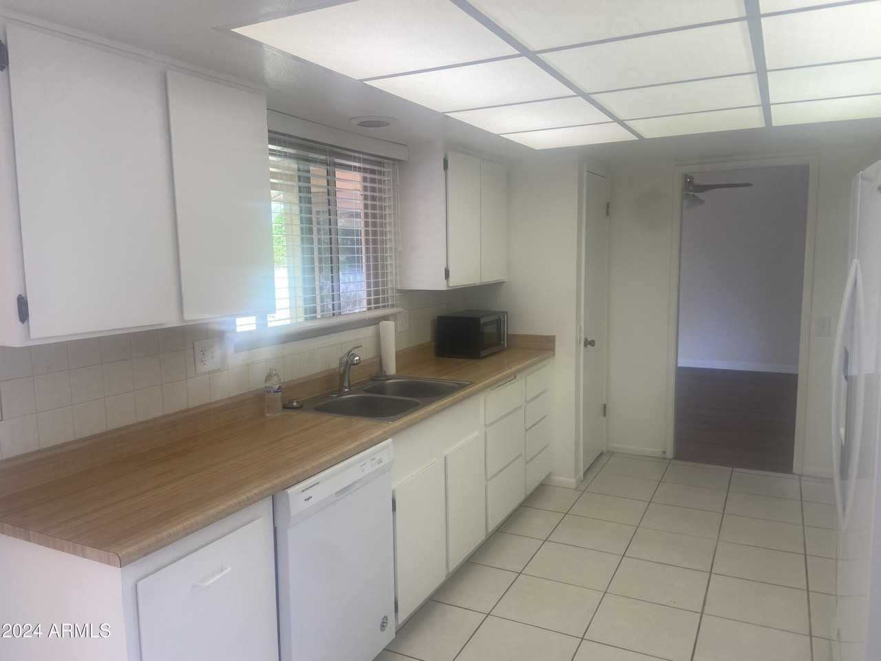 19226 N Keystone Dr - Photo 5 of 14