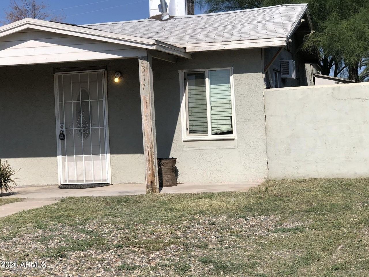 2317 N Mitchell St - Photo 6 of 10