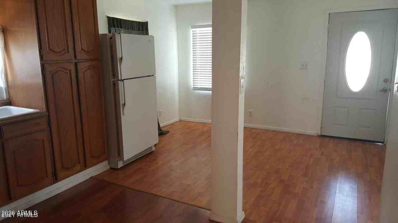 2317 N Mitchell St - Photo 7 of 10