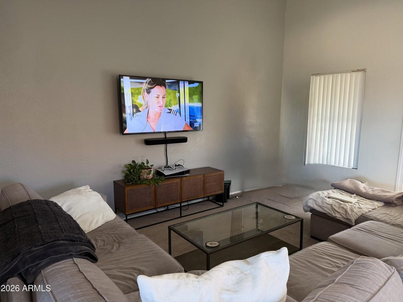 9722 S Darrow Dr - Photo 4 of 9