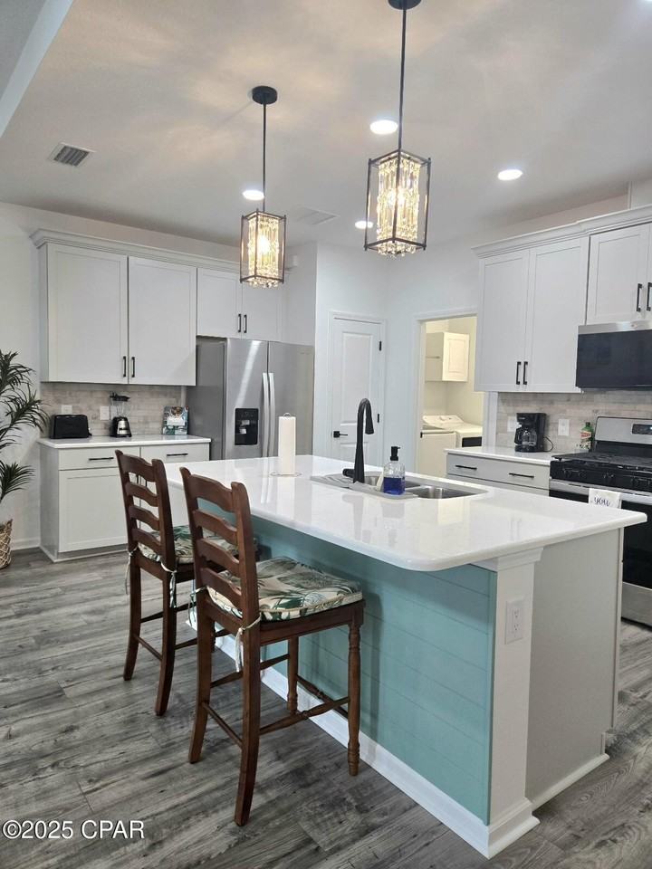 8958 Parrot Pl - Photo 5 of 45