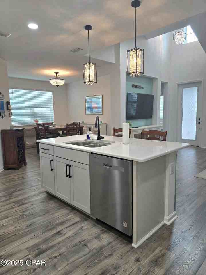 8958 Parrot Pl - Photo 6 of 45