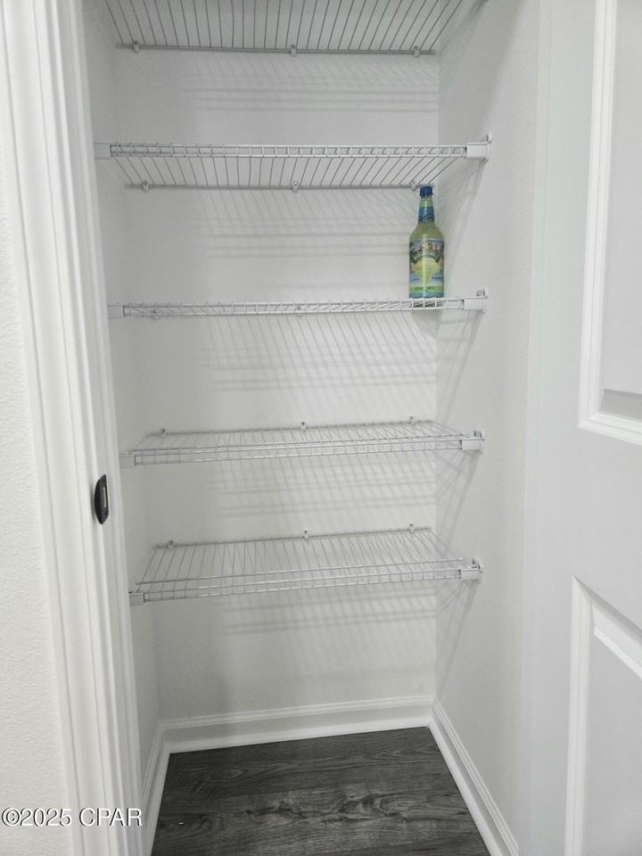 8958 Parrot Pl - Photo 7 of 45