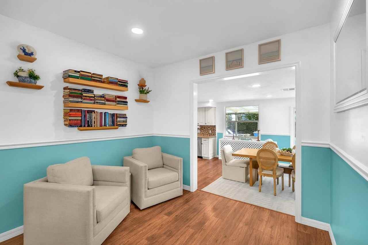 528 N Palmway - Photo 5 of 20