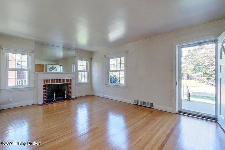 2126 Lancashire Ave - Photo 2 of 8