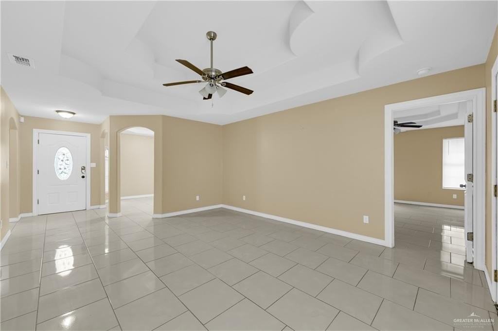 531 Tulip Cir - Photo 5 of 23