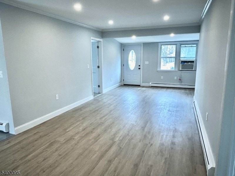 28 Iroquois Ave - Photo 3 of 15