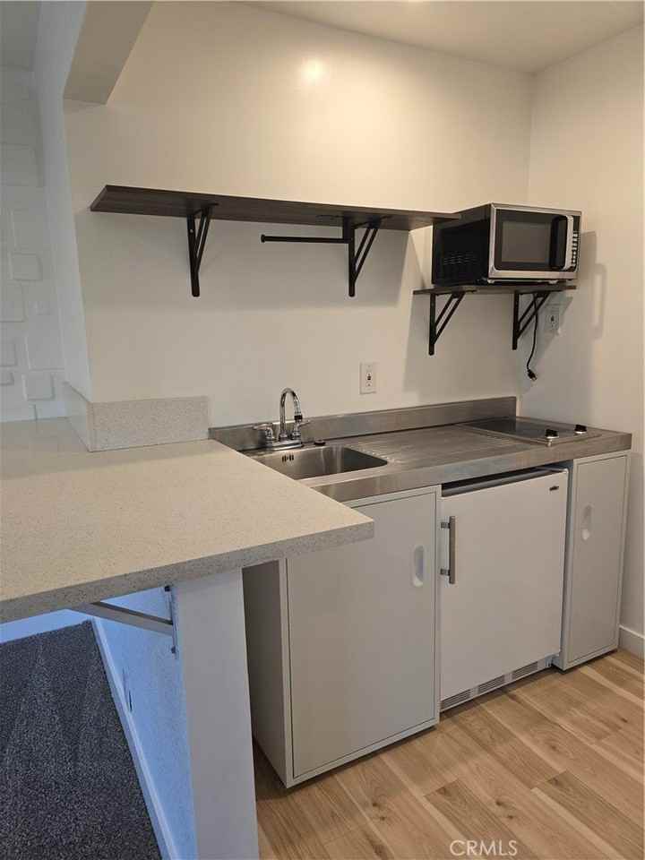 112 E Olive Ave #F - Photo 7 of 15