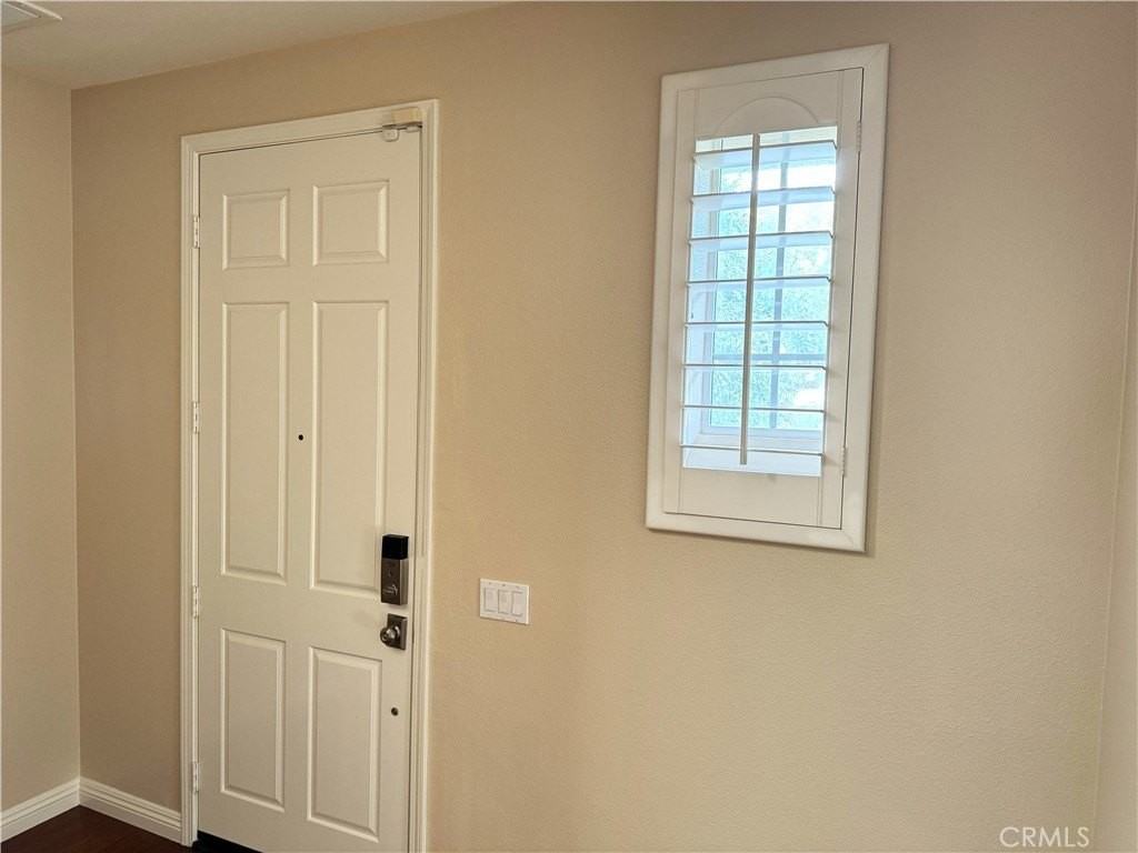 2 Honeydew - Photo 3 of 50