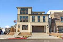 209 Mask - Photo 1 of 1